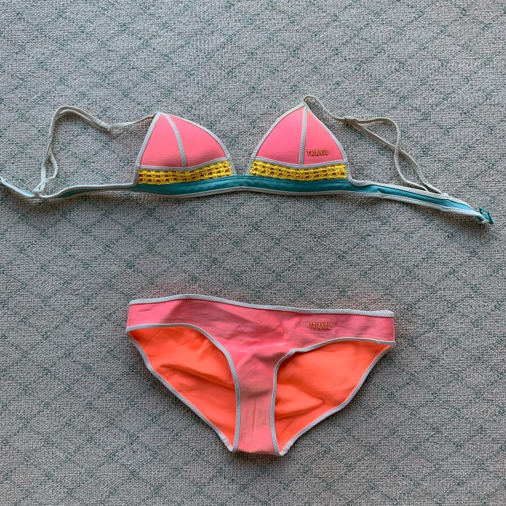 Triangl og bikini (not made anymore)